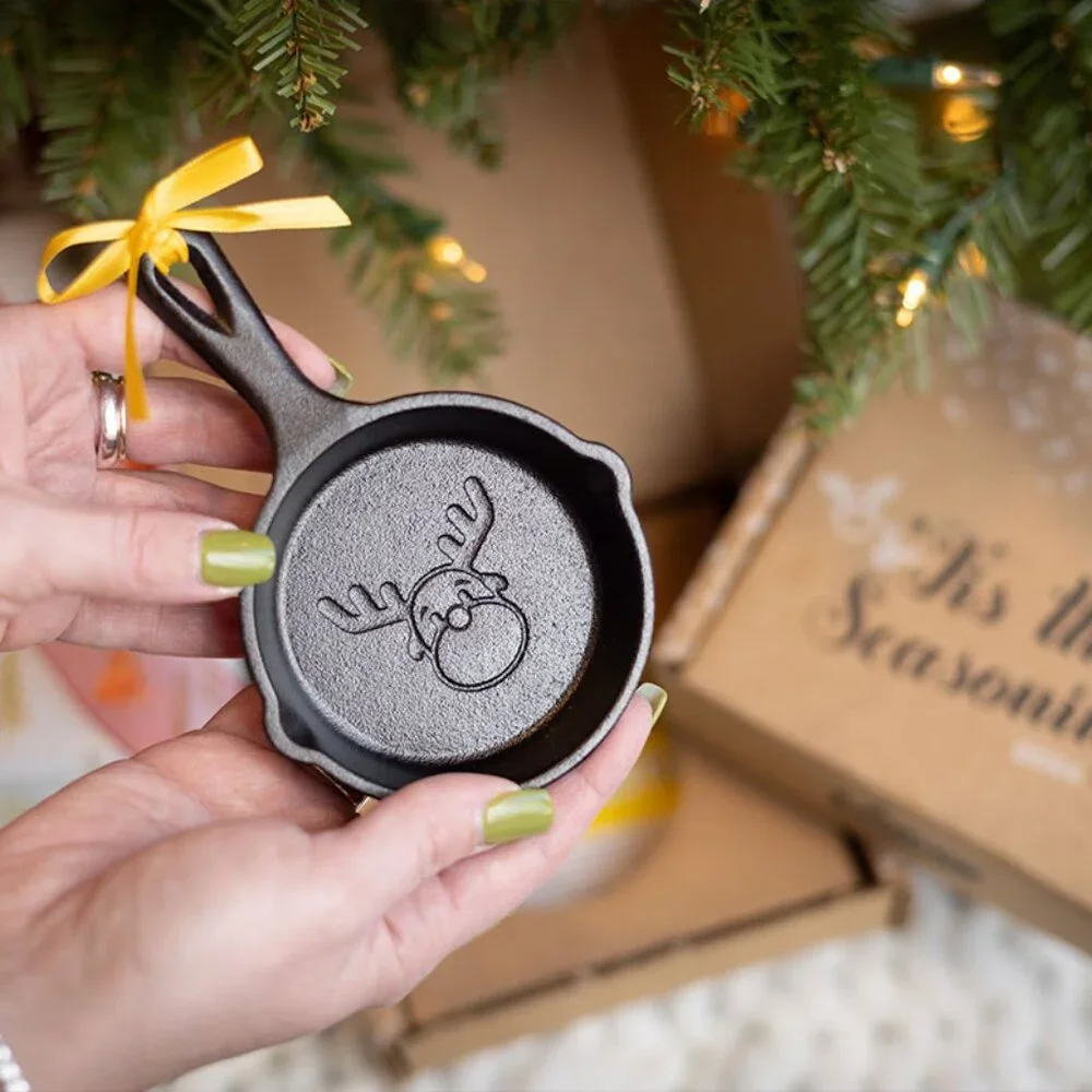 Lodge Cast Iron 2024 Holiday Mini Skillet - LIMITED EDITION - Picture 5 of 8